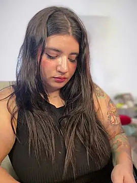 horny roomiess online show from April 29, 10:04 pm