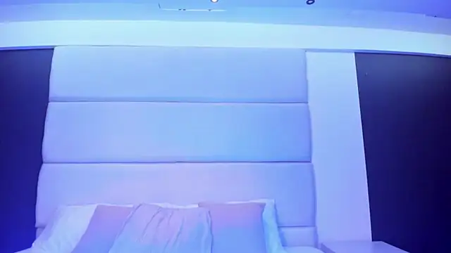 Amareto  online show from June 5, 9:26 am