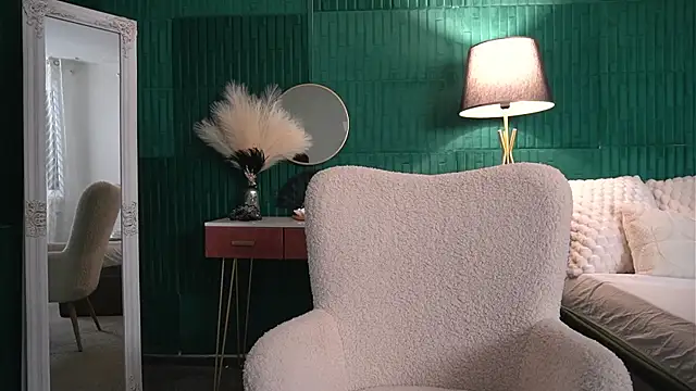 HaileyMoonn online show from May 1, 3:21 am