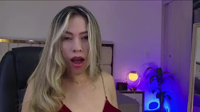 Ammy Castro online show from November 15, 10:11 pm