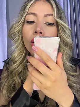 Ammy Castro online show from June 5, 9:32 pm