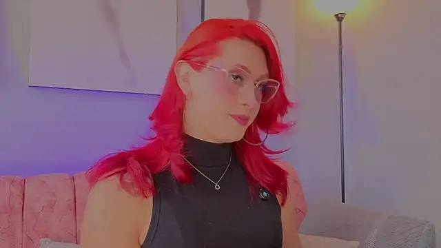 Juliana Saenzz online show from November 20, 3:57 pm