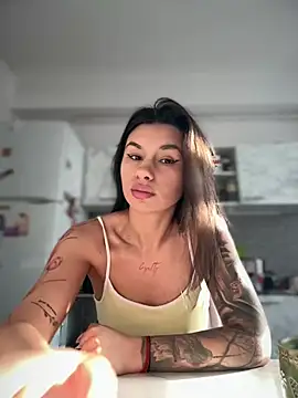 Wet Aarya  online show from February 4, 1:14 pm