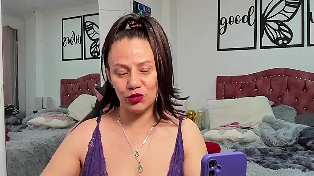Marie Mature online show from August 3, 10:26 pm