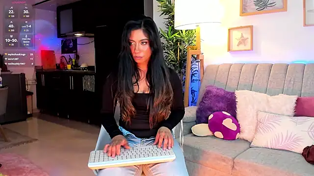 Issa cooper online show from June 14, 2:24 am
