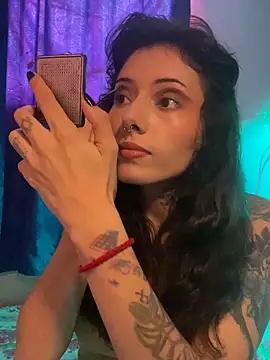 LiliJones  online show from December 17, 4:55 pm