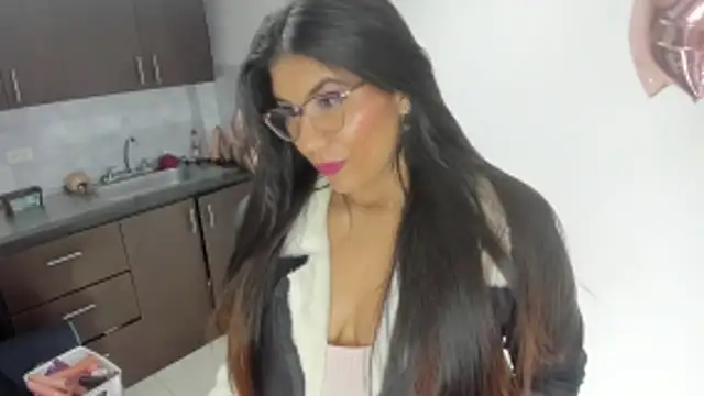 Luna Dumont online show from March 7, 11:17 am