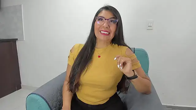 Luna Dumont online show from July 4, 11:06 am