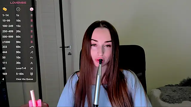 Kimmberr online show from October 14, 4:26 am