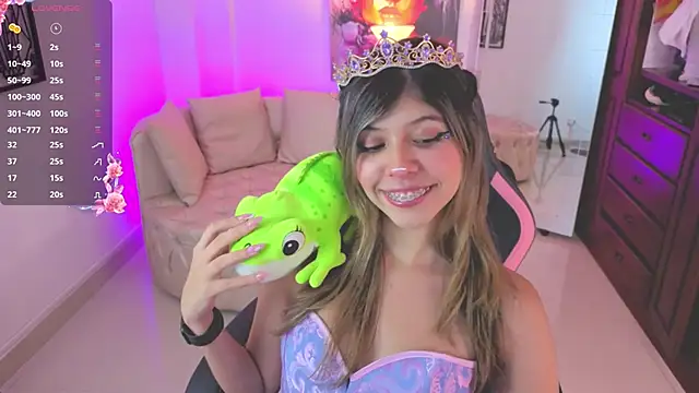 NATAASHA    online show from October 15, 3:31 am