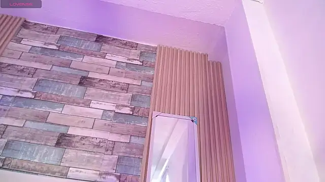 kendall saenz online show from February 2, 8:08 pm