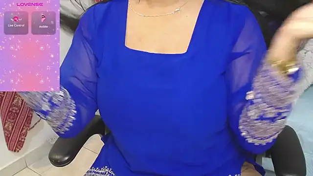 lakshmiraniii online show from February 23, 11:53 am