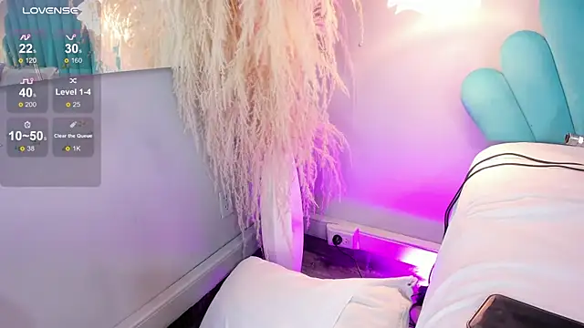 EriKlein online show from November 4, 10:04 pm