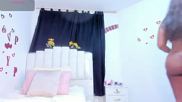 RoxannaBlanche online show from March 2, 1:07 pm