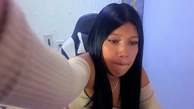 emily rosse04 online show from October 11, 1:36 pm