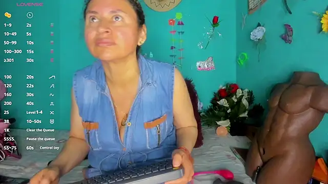 SheraHadee online show from May 2, 10:29 am