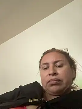 SheraHadee online show from July 4, 5:42 pm