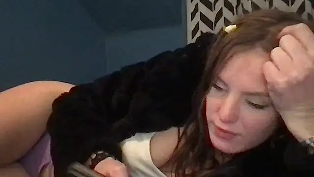 kittycatkendra online show from November 19, 1:38 am