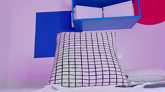 CristalCornner  online show from November 20, 8:43 pm