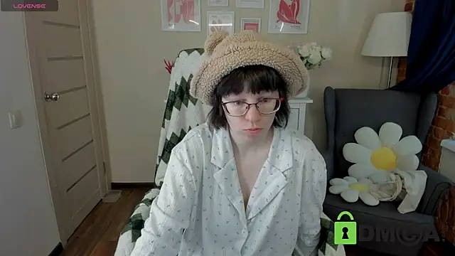 Melissa Wells online show from June 7, 3:52 pm