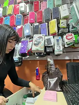 NicolRoss  online show from January 7, 10:24 pm