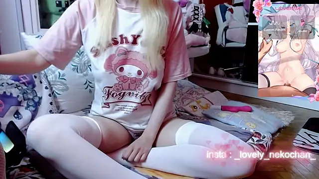 lovely nekochan online show from February 12, 3:30 am