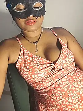 FANTASY QUEEN 07 online show from August 2, 2:47 am
