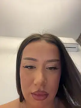 vixennn online show from November 16, 3:45 pm