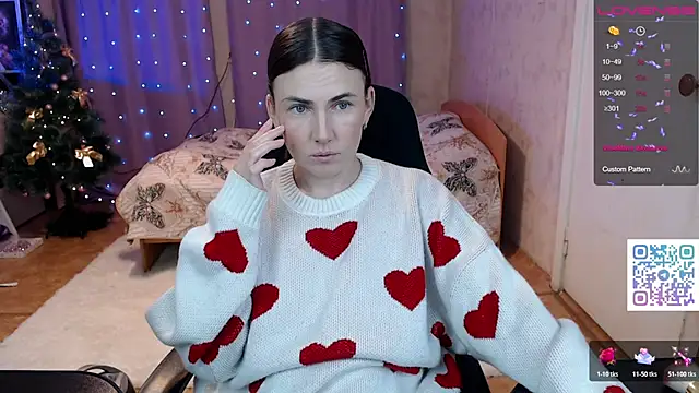 Daniela Cooperr online show from February 2, 6:07 pm