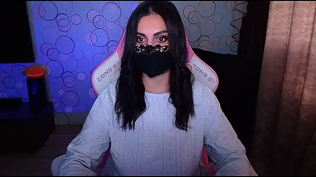 Snapshot of __Yasmina__ chatting on October 14, 4:04 am   Yasmina   online show from October 14, 4:04 am