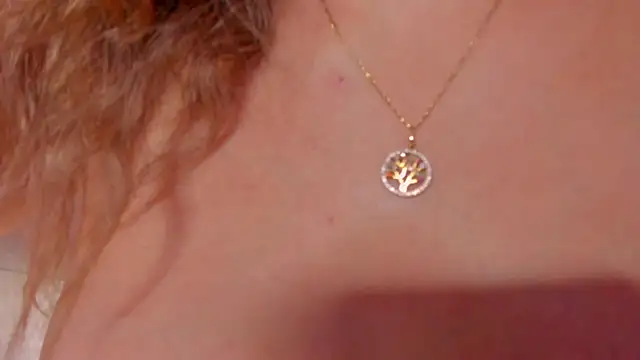 Leah Grey online show from July 28, 2:13 pm