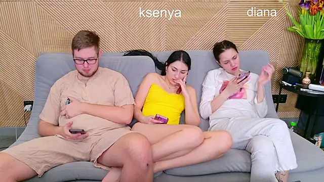 Ksenny online show from March 12, 4:15 am