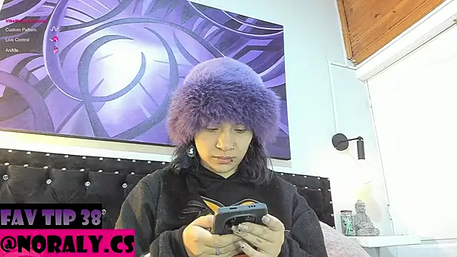 hey noraly online show from June 15, 4:12 am