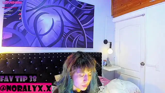 hey noraly online show from August 7, 4:19 am