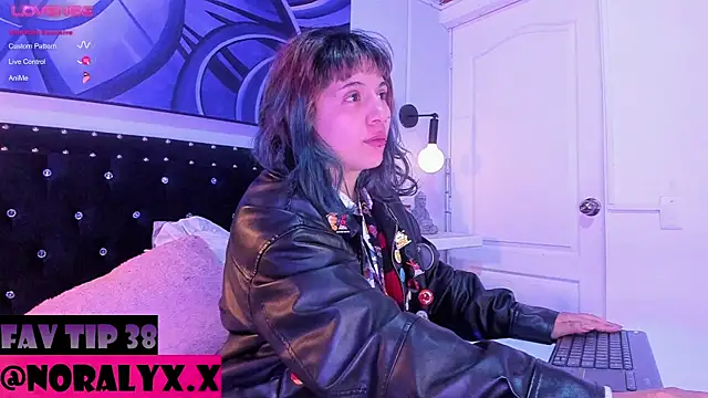 hey noraly online show from July 18, 4:27 am
