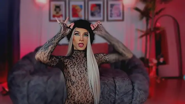 Taylor  foxxx online show from September 26, 4:54 am