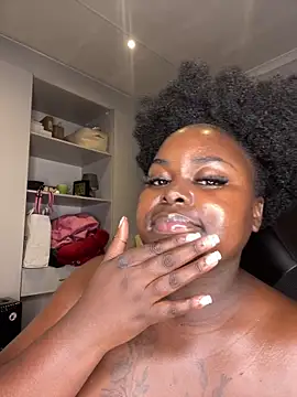 Honeycoco0211 online show from June 16, 9:49 pm