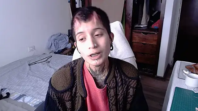  Apola 77 online show from October 4, 6:45 pm