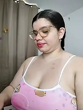 Danzel1105 online show from June 25, 12:07 pm