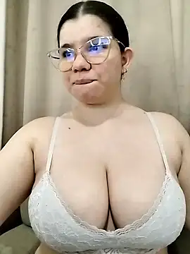 Danzel1105 online show from January 16, 10:06 pm