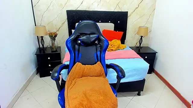 queen ebony 69 online show from July 23, 3:36 am