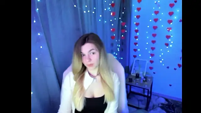 Sweet me  online show from March 17, 7:12 am