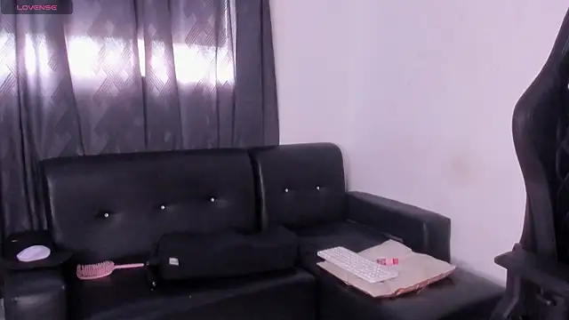 ScarlettAndClark online show from July 23, 3:42 pm