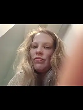 Cumonkatie online show from March 6, 5:41 pm