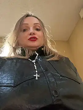 LadyTatiana Madam online show from January 18, 2:13 pm