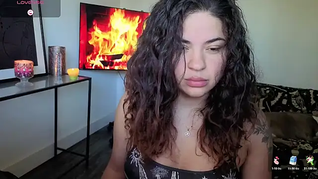 MelSaunders online show from May 30, 7:32 pm