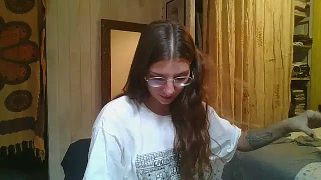 SweetyBabyDemon online show from May 18, 2:56 pm