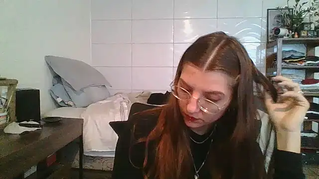 SweetyBabyDemon online show from September 8, 2:27 pm