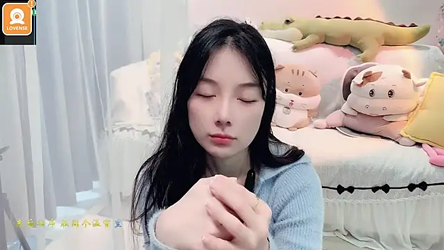 AKiKi711 online show from October 6, 4:29 am