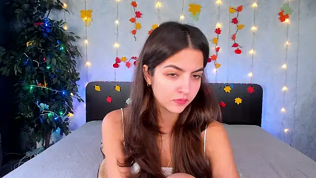 Milana Crystal  online show from November 28, 8:17 am